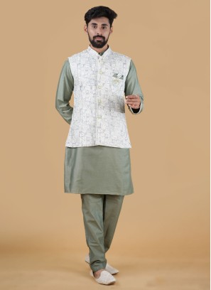 Festive Wear Thread Embroidered Nehru Jacket Set