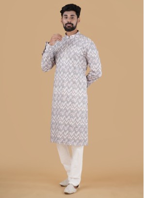 Festive Wear Zig Zag Printed Kurta Pajama In Silk