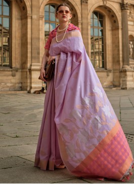 Lovely Lilac Woven Handloom Silk Designer Saree