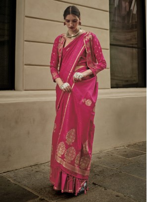 Mesmerizing Deep Pink Woven Banarasi Silk Saree