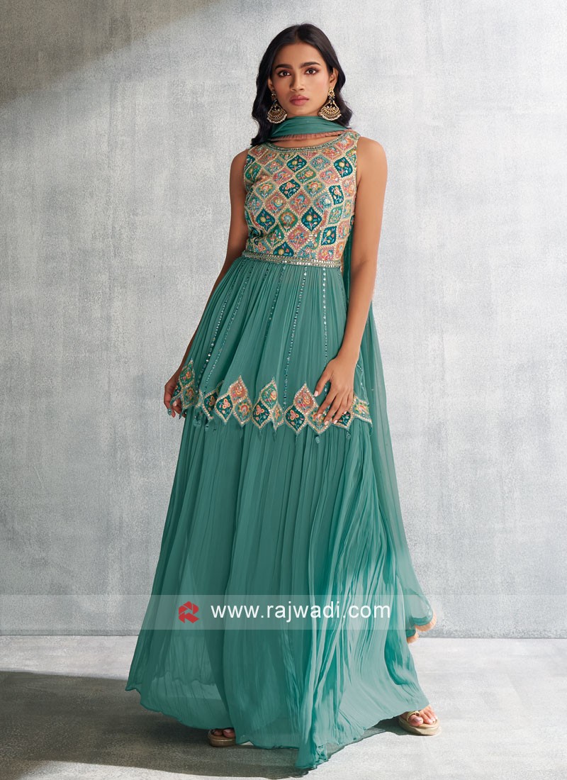 Green Punjabi Suits, Green Punjabi Salwar Kameez and Green Punjabi Salwar  Suits Online Shopping