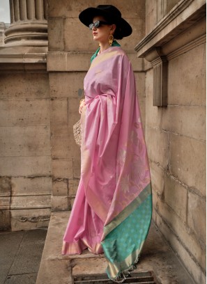 Designer Pink Woven Handloom Silk Trendy Saree