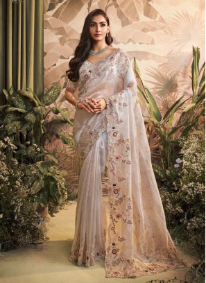 Indian Traditional Sari: Sarees Online Shopping India 