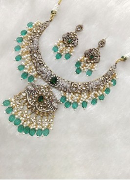 Diamond Necklace Set With Pearl Drops