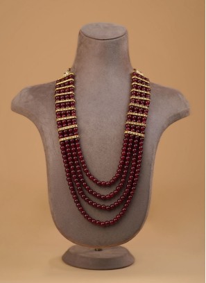 Four Layered Pearl Mala In Maroon Color