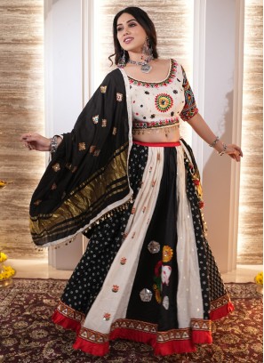 Garba Special Offwhite and Black Cotton Chaniya Choli