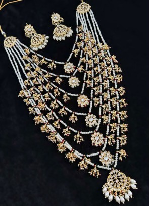 Gold Finish Layered Kundan Necklace With Pearl Drops