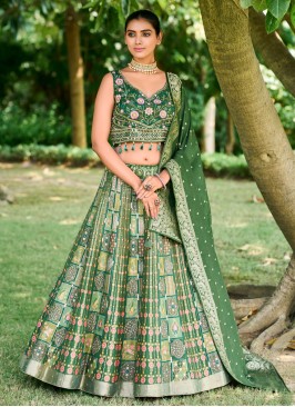 Wedding Wear Green Silk Embroidered Lehenga Choli