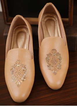 Light Brown Jutti For Men In Leather With Embroidery