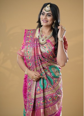 Buy Maroon U Neck Plus Size Sarees Online for Women in USA