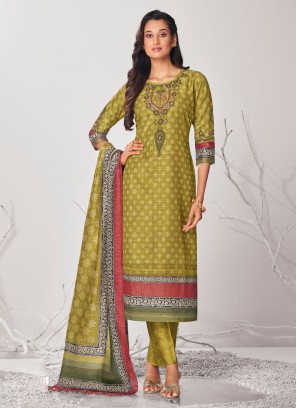 Shagufta Mehndi Green Silk Salwar Kameez