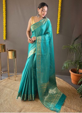 Striking Silk Weaving Contemporary Saree