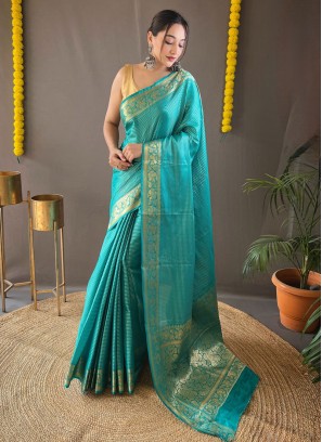 Striking Silk Weaving Contemporary Saree