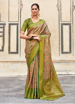 Green Weaving Silk Classic Saree