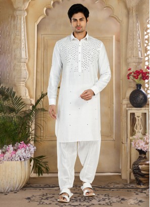 White Pathani Kurta Set In Slub Cotton With Mirror Work