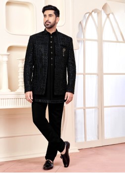 Elegant Black Embroidered Indowestern Set With Jac