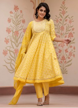 Yellow Printed Cotton Kurti Set With Dupatta For W