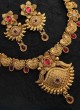 Gold Polished Kundan Studded Necklace Set