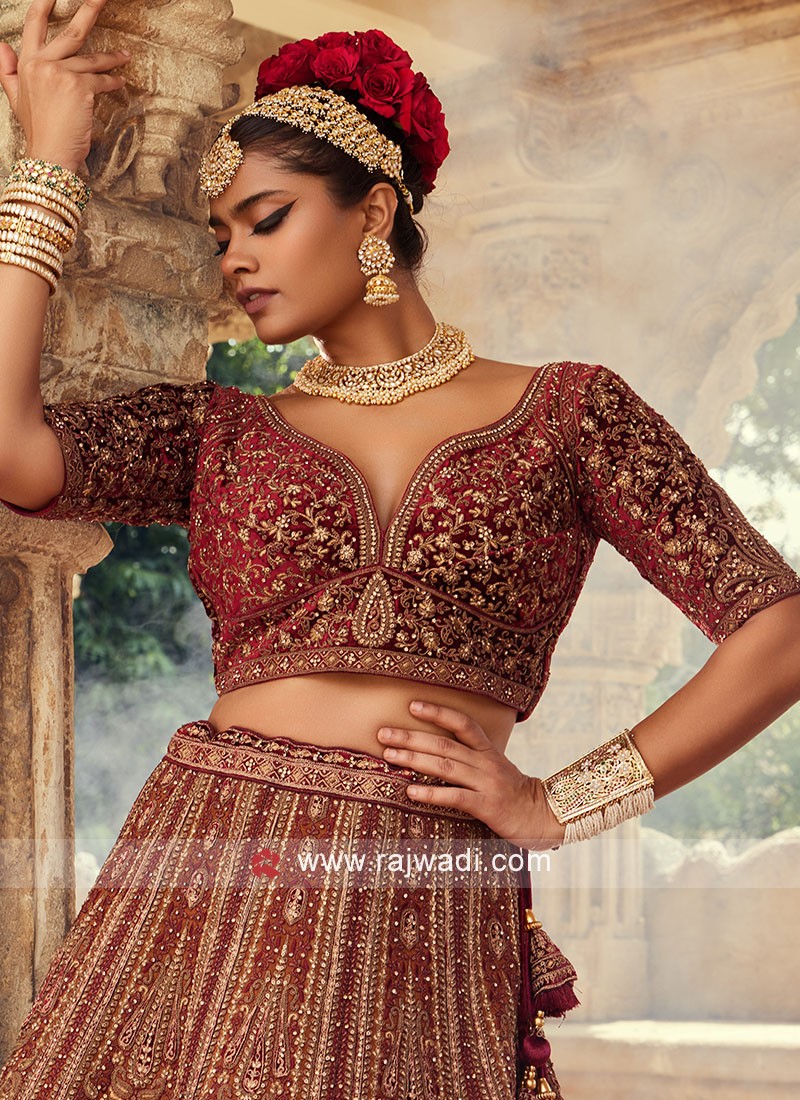 Velvet bridal marun lehenga choli and jewellery in Thane | Clasf fashion