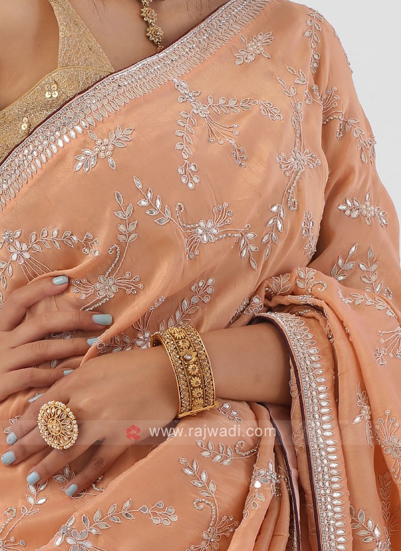 Buy Peach Sarees for Women by FOURLEAF Online | Ajio.com