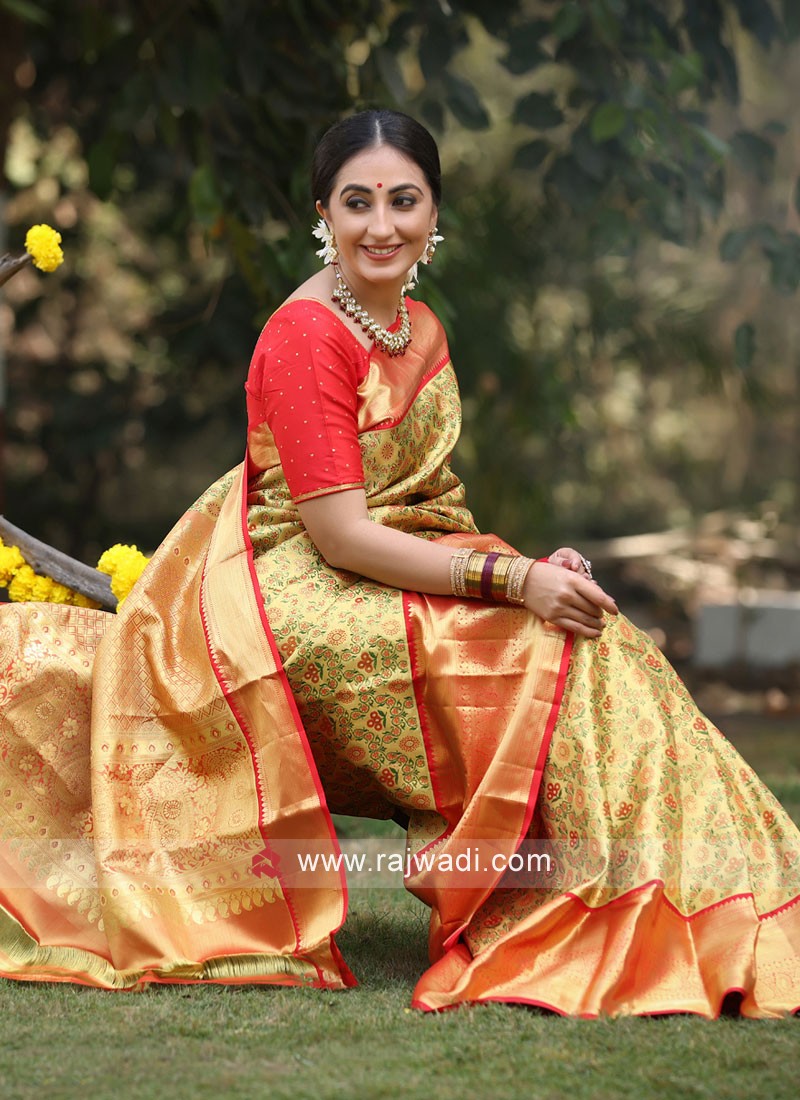 Green Floral Pattu Silk Saree