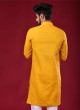 Simple Kurta In Lilen Fabric