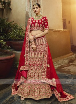 Amazing Bridal Velvet Lehenga Choli