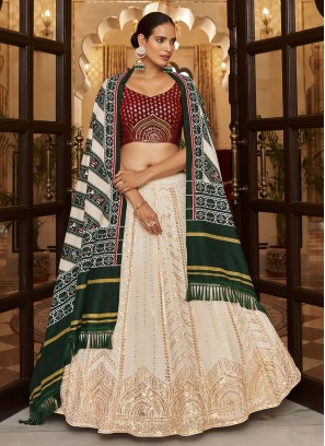 Buy White Red Dual Tone Lehenga Choli online-Karagiri