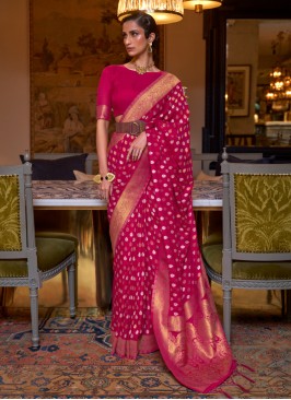 Beautiful Rani Silk Weaved Saree