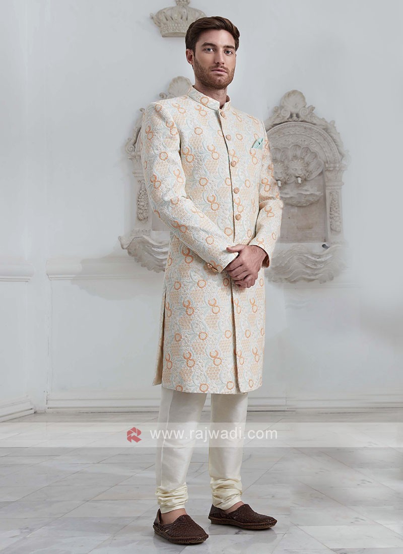 Vastraas high quality New Stylish Ethnic White Bandhgala Achkan Indo Western With Chudidaar Pajama.