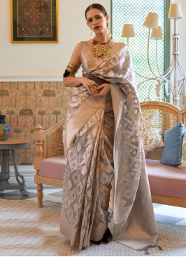 Gorgeous Grey Woven Handloom Silk & Tissue Saree