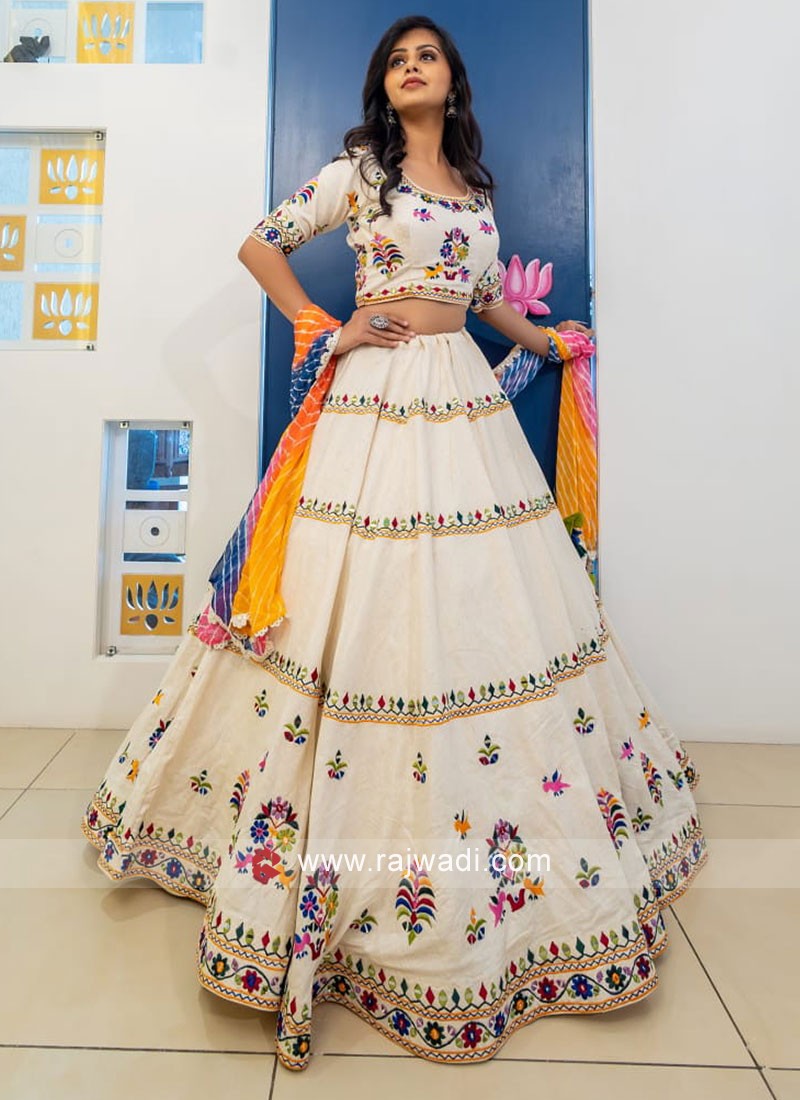 Garba clearance lehenga online