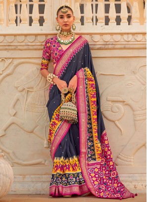 Dazzling Navy Blue and Magenta Silk Saree