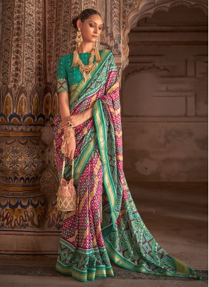 Delectable Green Classic Saree