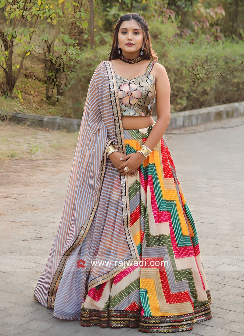 Girl in Traditional Chaniya Choli for Navratri Stock Photo - Image of  clothes, dance: 198219206