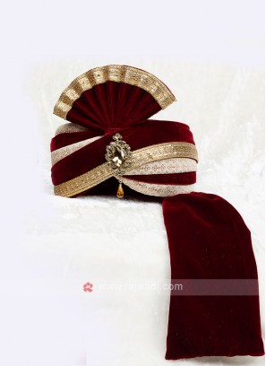 Dulha Maroon Color Velvet Safa