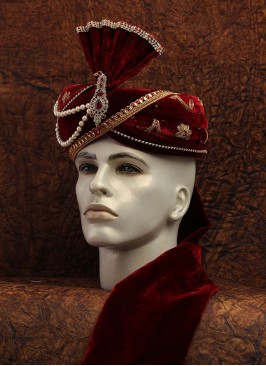 Dulha Turban For Wedding In Maroon Velvet