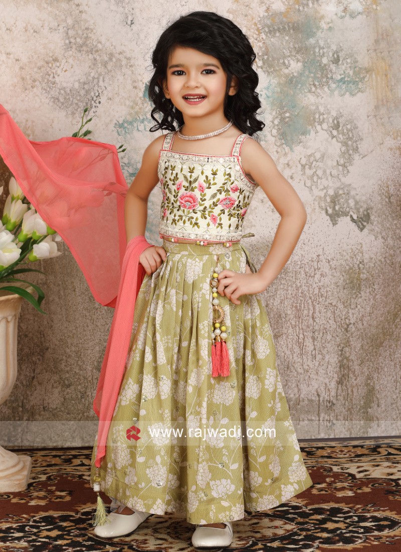 Shop Pink Crepe Silk Gota Work Kids Girl Lehenga Choli With Jacket Online  at Best Price | Cbazaar