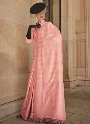 Exquisite Pink Woven Handloom Silk Trendy Saree