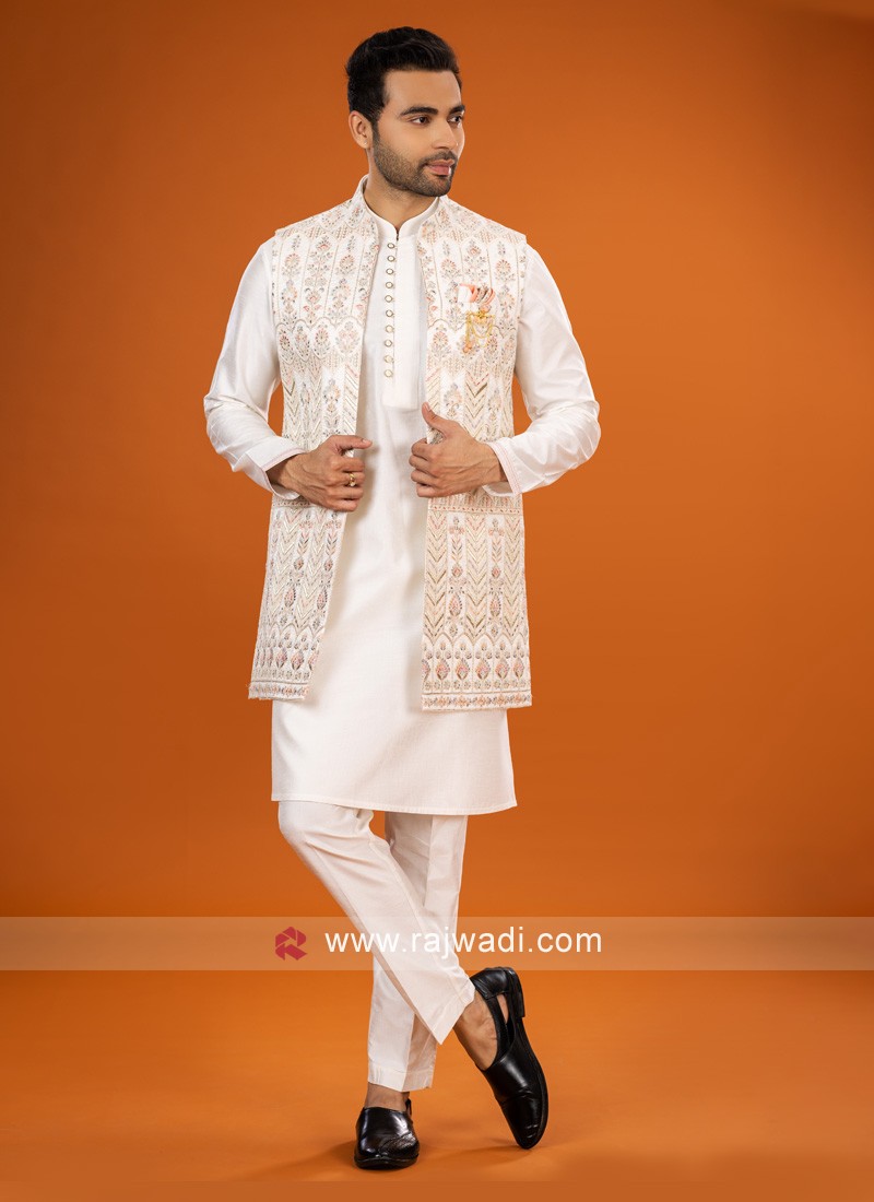 Festive Wear Nehru Jacket Set In Cream Color