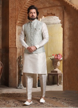 Festive Wear Thread Embroidered Nehru Jacket Set