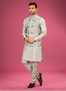 Festive Wear Thread Embroidered Nehru Jacket Set