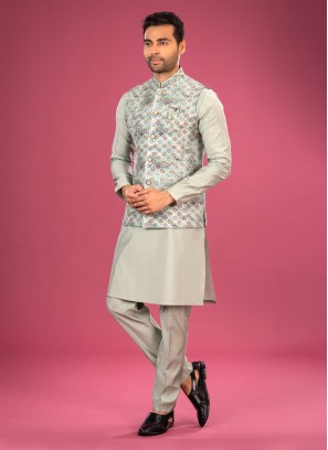 Festive Wear Thread Embroidered Nehru Jacket Set