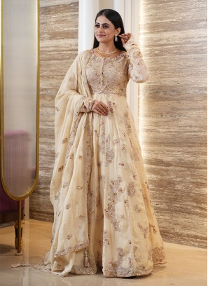 Wholesale Dress Materials Shop at Lowest Price Online in Surat👗