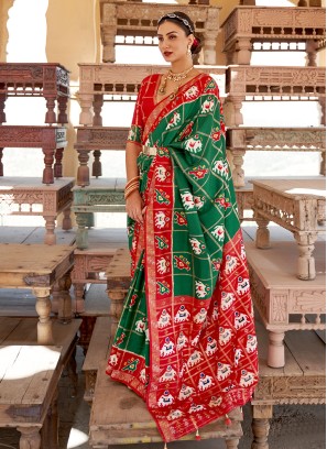 Green Weaving Patola Silk  Traditional Saree