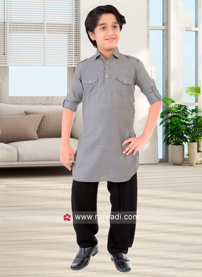 Black Pathani Suit http://www.bharatplaza.com/black-pathani-suit.html | Pathani  kurta, Suits, Boy fashion