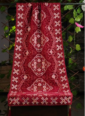 Groom Wear Maroon Dupatta In Velvet