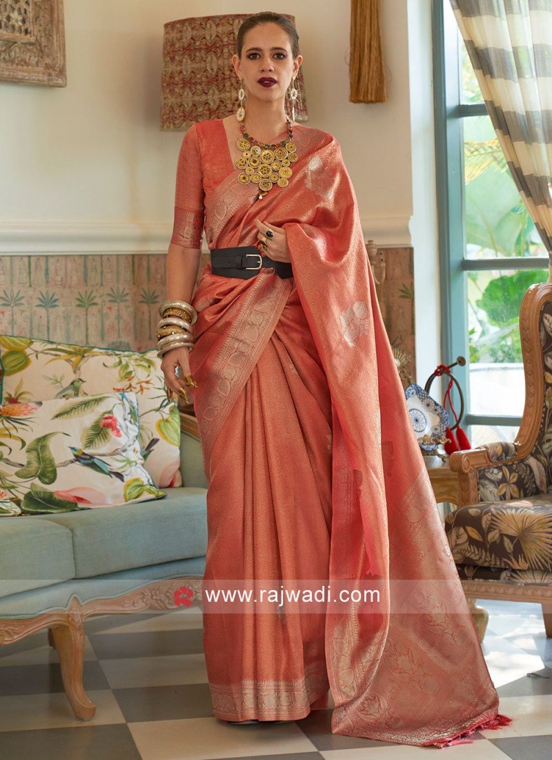 Mesmerising Red Handloom Silk Weaving Designer Saree