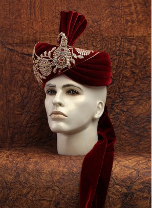 Maroon Color Royal Velvet Safa For Dulha