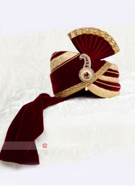 Maroon And Golden Color Velvet Safa For Marriage